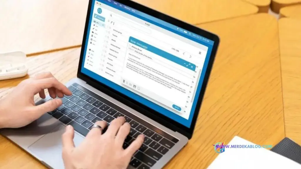 Cara Melamar Kerja Lewat Email yang Benar agar Diterima 1 Cara Melamar Kerja Lewat Email yang Benar agar Peluang Dipanggil Interview Lebih Besar